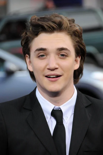 Kyle Gallner na świat "Koszmar z ulicy Wiązów" premiera, Chiński Teatr, Hollywood, Ca. 04-27-10 — Zdjęcie stockowe