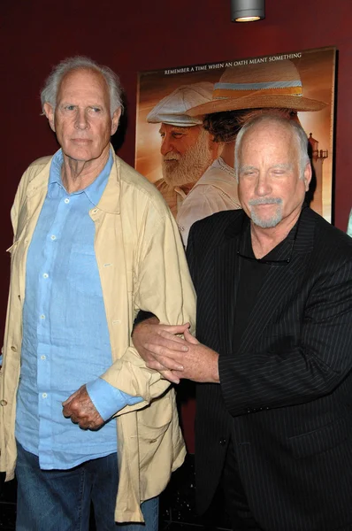 Bruce Dern and Richard Dreyfuss at "The Lightkeepers" Los Angeles Premiere, ArcLight Cinemas, Hollywood, CA. 05-04-10 — Stock Photo, Image