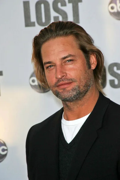 Josh Holloway "kayıp" adlı canlı: final kutlaması, royce halll, ucla, westwood, ca. 05-13-10 — Stok fotoğraf