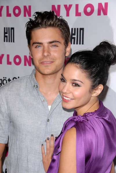 Zac Efron e Vanessa Hudgens — Fotografia de Stock