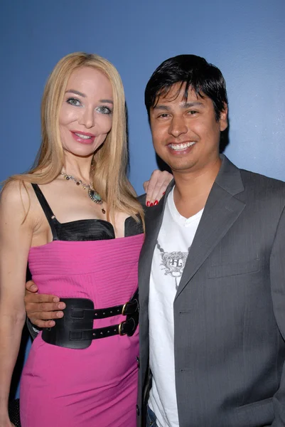 Lorielle New och Paul Cruz på paranoia Film Festival screening av "Trasharella", Los Angeles filmskola, Hollywood, ca. 05-15-10 — Stockfoto