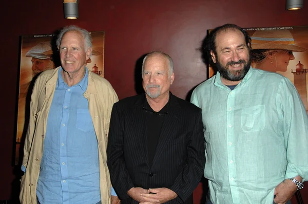 Bruce dern, richard dreyfuss a daniel adams v "lightkeepers" los angeles premiéra, arclight cinemas, hollywood, ca. 05-04-10 — Stock fotografie