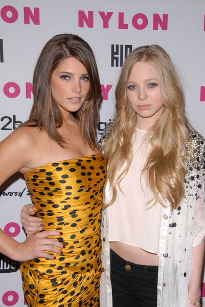 Ashley Greene, Portia Doubleday