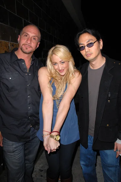 Mark Racco, Jennifer Blanc-Biehn and Jeehun Hwang at Jennifer Blanc-Biehn's Birthday Party, Sardos, Burbank, CA. 04-23-10 — Stock Photo, Image