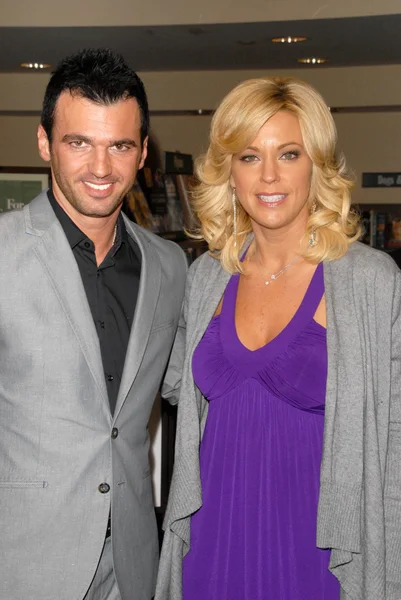 Tony dovolani och kate gosselin — Stockfoto