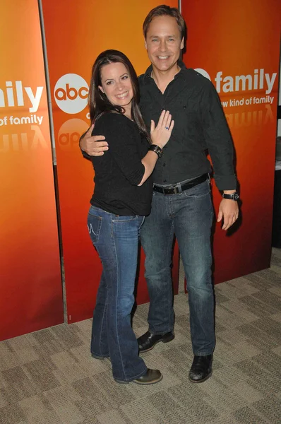 Holly Marie Combs e Chad Lowe no Disney ABC Television Group Summer Press Junket, ABC Studios, Burbank, CA. 05-15-10 — Fotografia de Stock