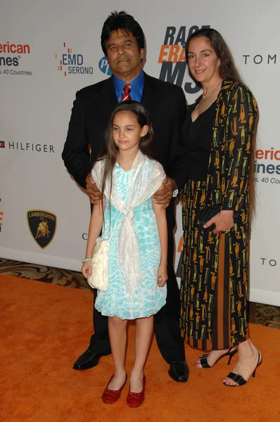 Erik Estrada, Wife Nanette and Daughter — Stock fotografie