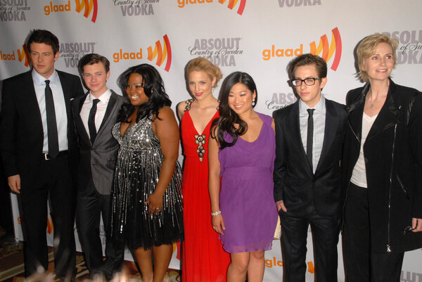 "Glee" на 21st Annual GLAAD Media Awards, Hyatt Regency Century Plaza, Century City, CA. 04-17-10
