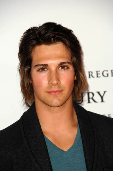 James maslow op de 17e jaarlijkse race te wissen ms, eeuw plaza hotel, century city, ca 05-07-10 — Stockfoto