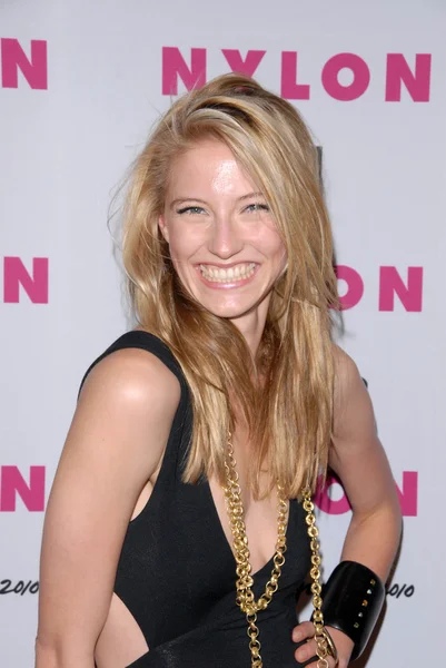 Caitlin Gerard at the NYLON Magazine's May Issue Young Hollywood Launch Party, Roosevelt Hotel, Hollywood, CA. 05-12-10 — Stock Photo, Image