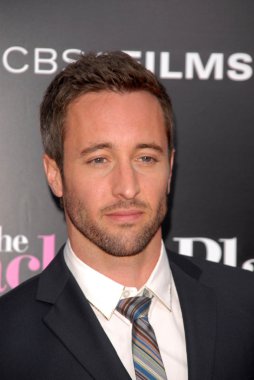 Alex O'Loughlin