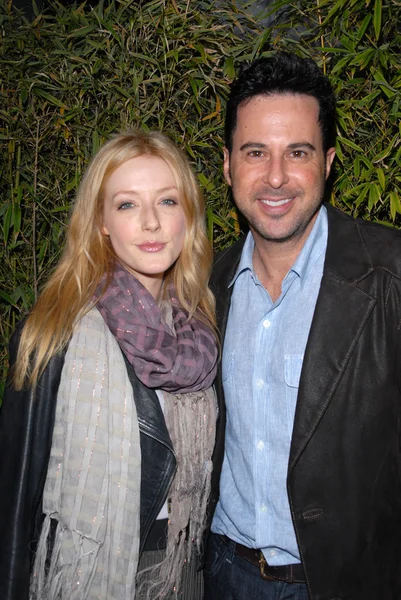 Jennifer Finnigan and Jonathan Silverman at the DayFly.com Launch Party, Hollywood Roosevelt Hotel, Hollywood, CA. 05-06-10 — ストック写真