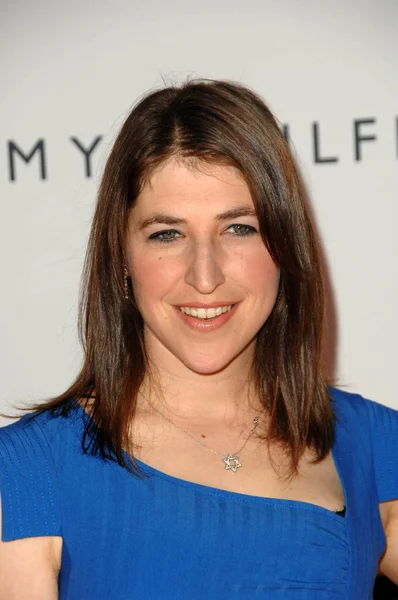 Mayim Bialik at the 17th Annual Race To Erase MS, Century Plaza Hotel, Century City, CA 05-07-10 — Stockfoto
