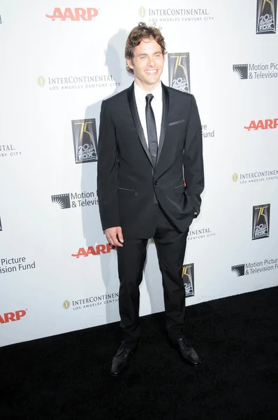 James Marsden på 5th Annual "A Fine Romance" Benefit Gala, 20th Century Fox Studios, Los Angeles, CA. Tilsætningsstoffets sammensætning - Stock-foto