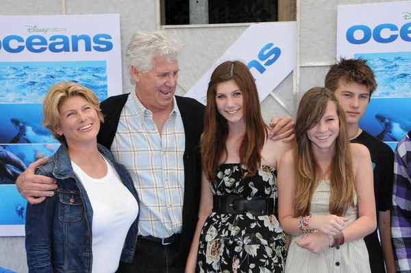 Barry Bostwick and family — Stock Photo, Image