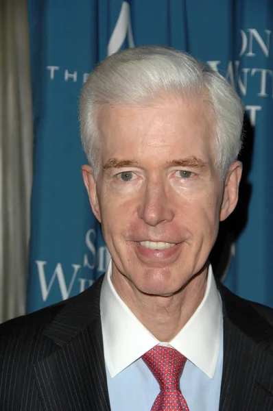 Gray Davis at the Simon Wiesenthal Center's 2010 Humanitarian Award, Beverly Wilshire Hotel, Beverly Hills, CA. 05-05-10 — 图库照片