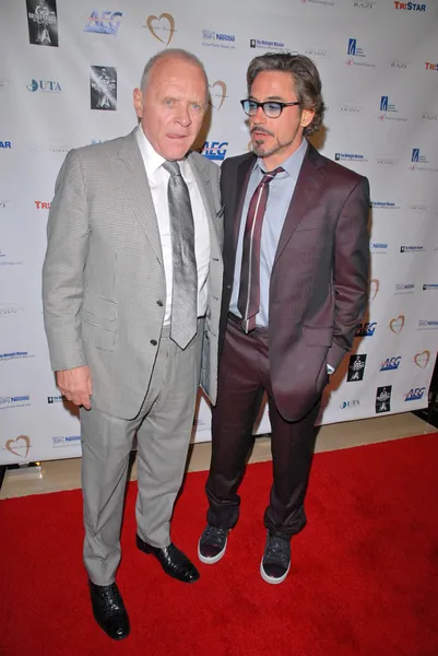 Anthony Hopkins, Robert Downey Jr. — Photo