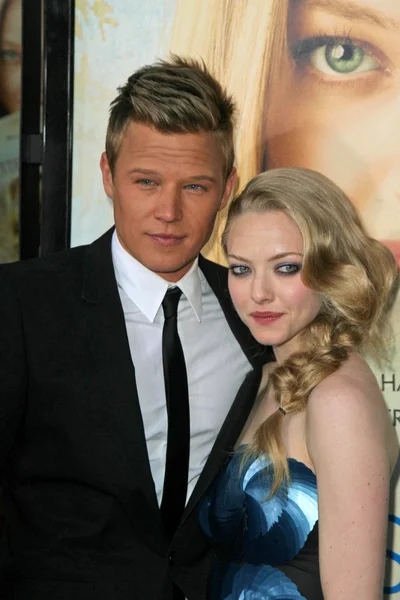 Chris Egan and Amanda Seyfried — Stock fotografie