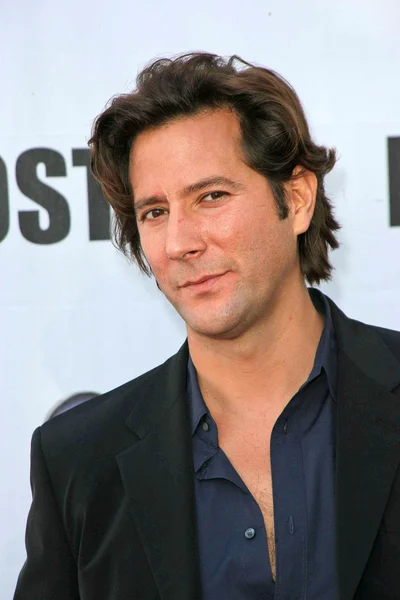 Henry ian cusick at "lost" live: die Abschlussfeier, royce halll, ucla, westwood, ca. 13.05. — Stockfoto