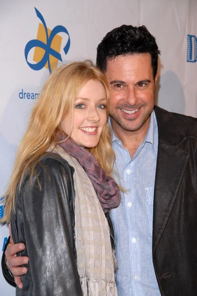 Jennifer Finnigan and Jonathan Silverman at the DayFly.com Launch Party, Hollywood Roosevelt Hotel, Hollywood, CA. 05-06-10 — Stock Photo, Image
