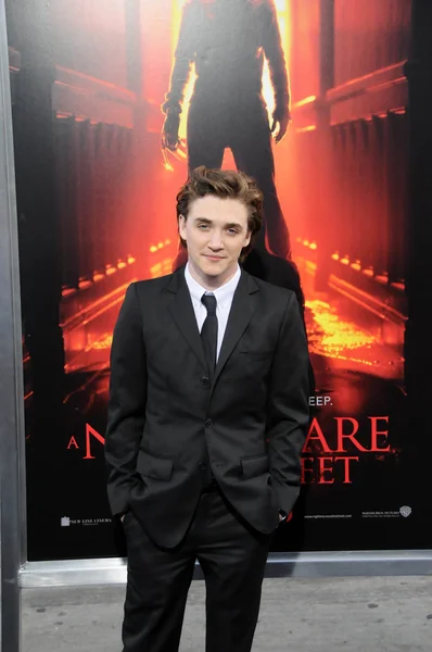 Kyle Gallner at the "Nightmare On Elm Street" World Premiere, Chinese Theater, Hollywood, CA. 04-27-10 — Stock Photo, Image