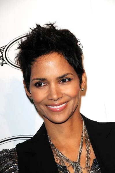 Halle Berry en el Tod — Foto de Stock