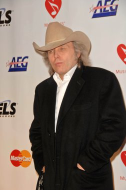 Dwight yoakam