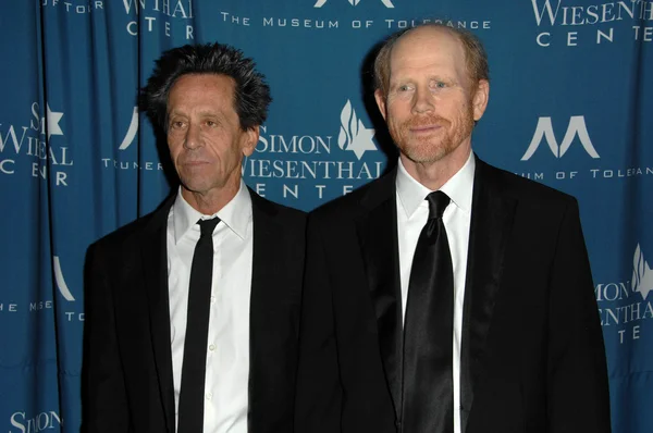 Brian Grazer and Ron Howard at the Simon Wiesenthal Center's 2010 Humanitarian Award, Beverly Wilshire Hotel, Beverly Hills, CA. 05-05-10 — Stock Photo, Image