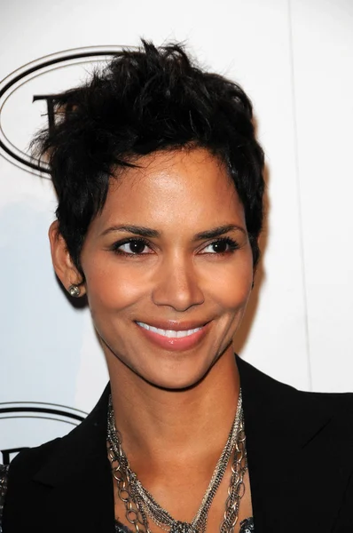 Halle berry — Φωτογραφία Αρχείου