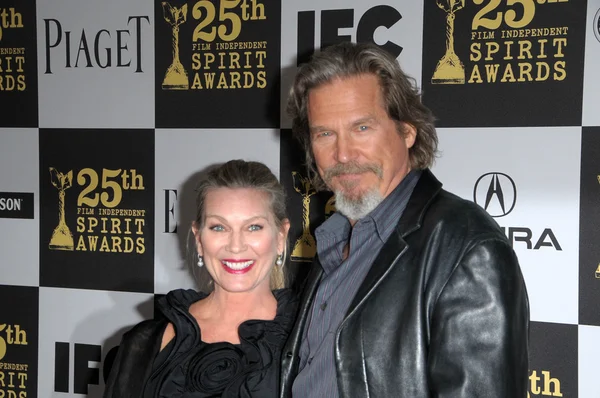Jeff Bridges e Susan Bridges al 25th Film Independent Spirit Awards, Nokia Theatre L.A. Live, Los Angeles, CA. 03-06-10 — Foto Stock