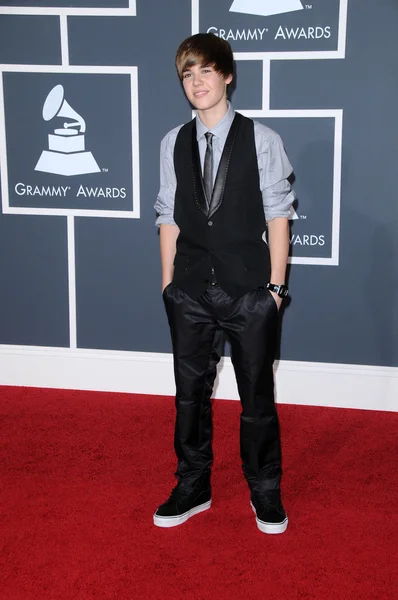 Justin Bieher en el 52nd Annual Grammy Awards - Arrivals, Staples Center, Los Angeles, CA. 01-31-10 — Foto de Stock