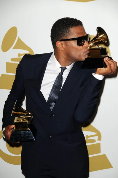 Maxwell at the 52nd Annual Grammy Awards, Press Room, Staples Center, Los Angeles, CA. 01-31-10 — Zdjęcie stockowe