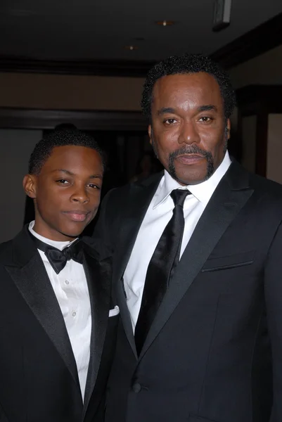 Lee Daniels and son at the 622nd Annual DGA Awards - Arrivals, Hyatt Regency Century Plaza Hotel, Century City, CA. 01-30-10 — стоковое фото