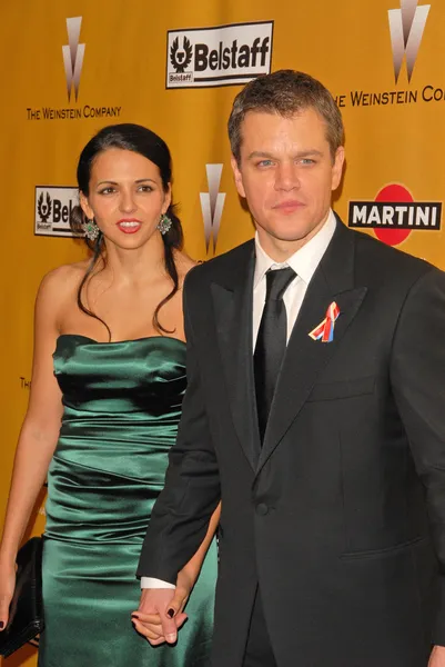 Luciana Barroso y Matt Damon en The Weinstein Company 2010 Golden Globes After Party, Beverly Hilton Hotel, Beverly Hills, CA. 01-17-10 — Foto de Stock