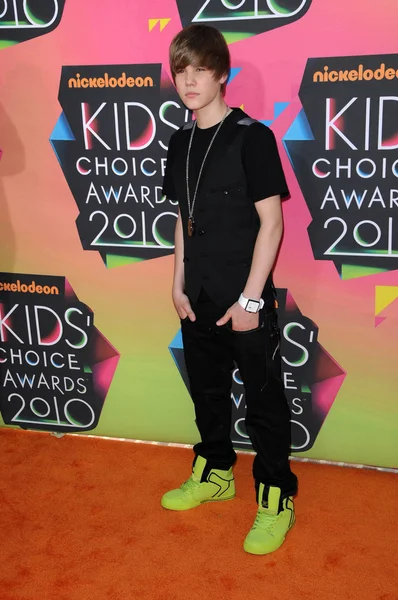 Justin Bieber at the Nickelodeon's 23rd Annual Kids' Choice Awards, UCLA's Pauley Pavilion, Westwood, CA 03-27-10 — Stock Photo, Image