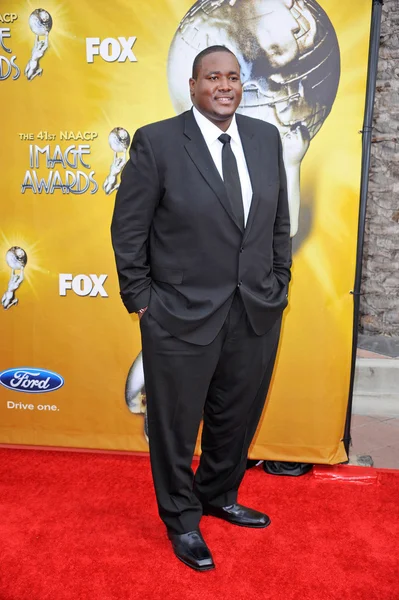 Куинтон Аарон на 41-й церемонии вручения премии NAACP Image Awards - Arrivals, Shrine Feltorium, Лос-Анджелес, Калифорния. 02-26-10 — стоковое фото