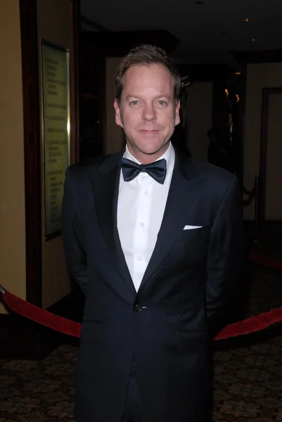 Kiefer Sutherland en los 62º Premios Anuales DGA Llegadas, Hyatt Regency Century Plaza Hotel, Century City, CA. 01-30-10 — Foto de Stock