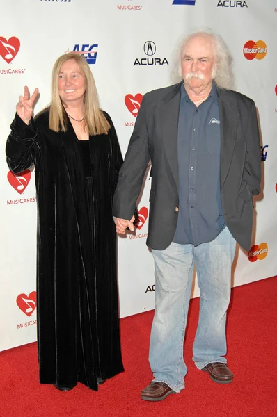 David Crosby e sua esposa Jan Dance no 2010 MusiCares Person Of The Year Tribute To Neil Young, Los Angeles Convention Center, Los Angeles, CA. 01-29-10 — Fotografia de Stock