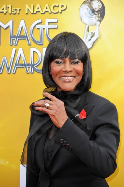 Cicely Tyson al 41st NAACP Image Awards - Arrivi, Shrine Auditorium, Los Angeles, CA. 02-26-10 — Foto Stock