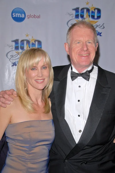 Ed Begley Jr. at the 2010 Night of 100 Stars Oscar Viewing Party, Beverly Hills Hotel, Beverly Hills, CA. 03-07-10 — 图库照片