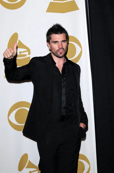 Juanes al 52nd Annual Grammy Awards, Sala Stampa, Staples Center, Los Angeles, CA. 01-31-10 — Foto Stock