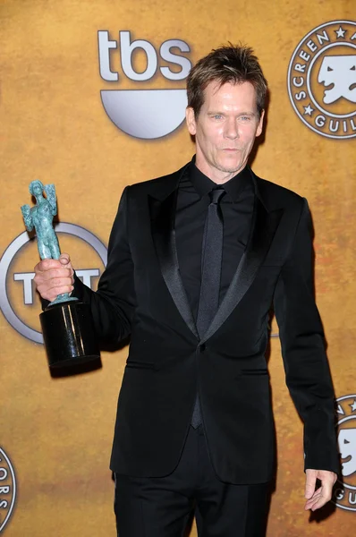 Kevin Bacon no 16th Annual Screen Actors Guild Awards Press Room, Shrine Auditorium, Los Angeles, CA. 01-23-10 — Fotografia de Stock