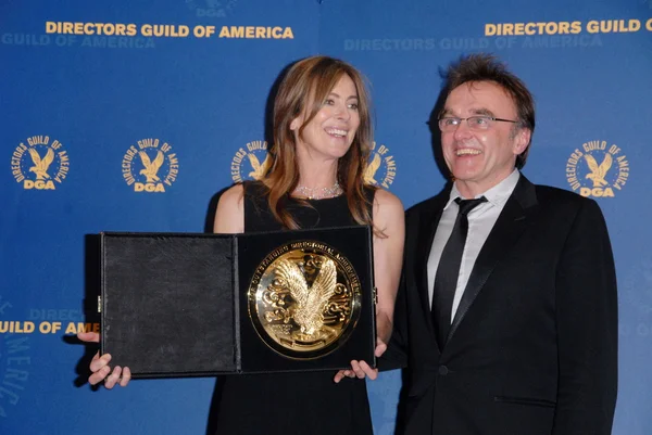 Kathryn Bigelow and Danny Boyle at the 62nd Annual DGA Awards - Press Room, Hyatt Regency Century Plaza Hotel, Century City, CA. 01-30-10 — Stock Photo, Image