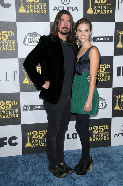 Dave grohl bei den 25. film independent spirit awards, nokia theatre l.a. live, los angeles, ca. 03-06-10 — Stockfoto