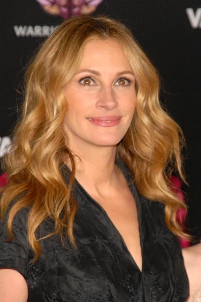 Julia Roberts at the "Valentine's Day" World Premiere, Chinese Theater, Hollywood, CA. 02-08-10 — Stock Photo, Image