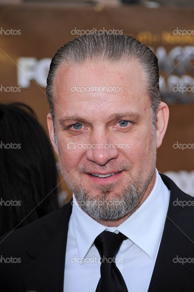 Jesse James at the 41st NAACP Image Awards - Arrivals, Shrine