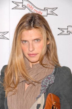 Lake bell