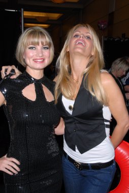 Rena ve gena riffel lee Nolin'in