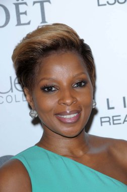 Mary J. Blige at the 3rd Annual Essence Black Women in Hollywood Luncheon, Beverly Hills Hotel, Beverly Hills, CA. 03-04-10