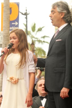 Claire nordstrom ve andrea bocellii